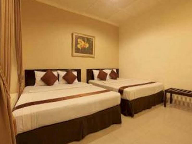 Hotel Indah Palace Tawangmangu Dış mekan fotoğraf