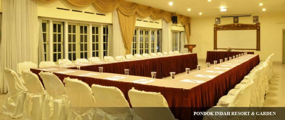Hotel Indah Palace Tawangmangu Dış mekan fotoğraf